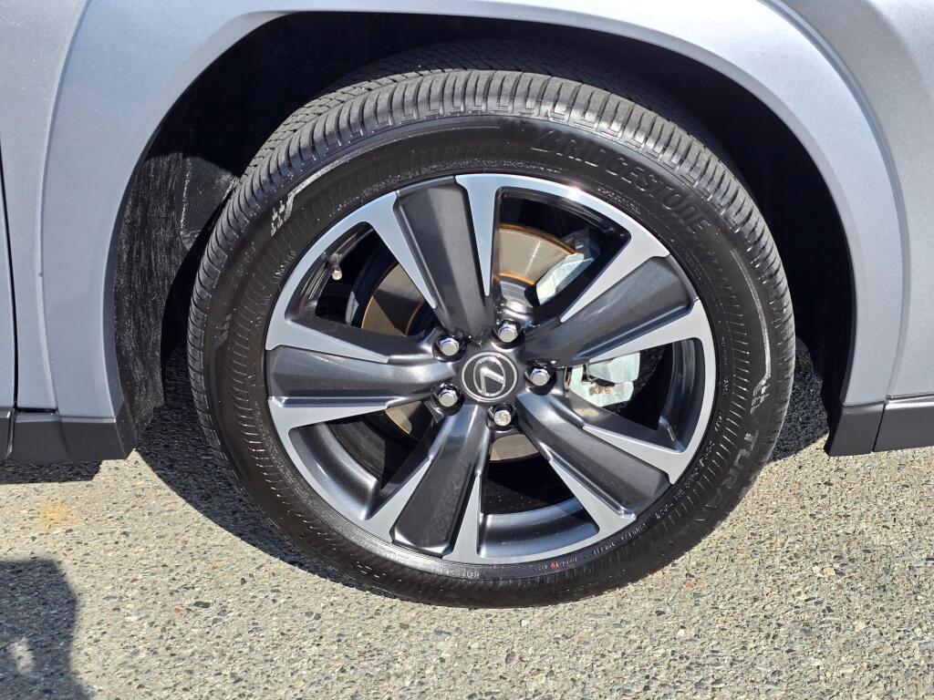 Used 2025 Lexus UX 300h AWD w/ Accessory Package (Z1) image 9