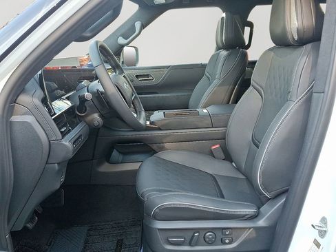 New 2026 INFINITI QX80 Autograph w/ Premium Cargo Package AWD/4WD image 7