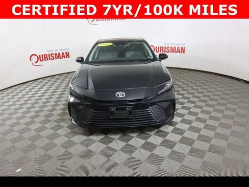 Used 2025 Toyota Camry LE w/ Convenience Package FWD image 15