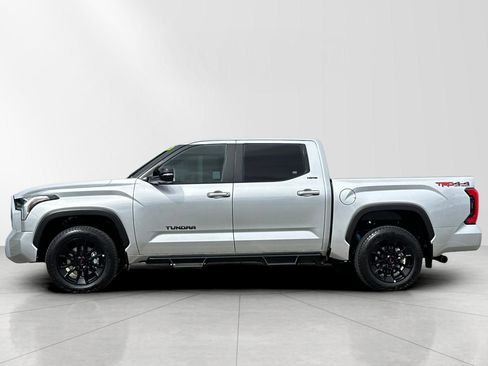 Used 2026 Toyota Tundra Limited w/ TRD Off-Road Package image 7