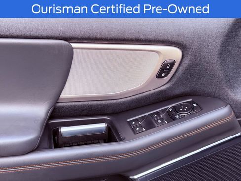 Used 2025 Ford Expedition Active AWD/4WD image 19