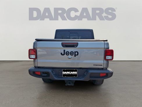 Used 2021 Jeep Gladiator Sport AWD/4WD image 6