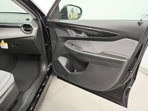 New 2026 Chevrolet TrailBlazer LT w/ LPO, Blackout Package image 31