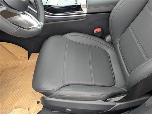 New 2025 Mercedes-Benz C 300 Sedan image 4