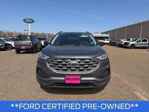 Certified 2021 Ford Edge SE image 2