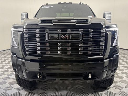 Used 2026 GMC Sierra 2500 Denali Ultimate AWD/4WD image 9
