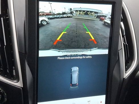 Used 2024 Ford Edge SEL w/ Convenience Package image 19