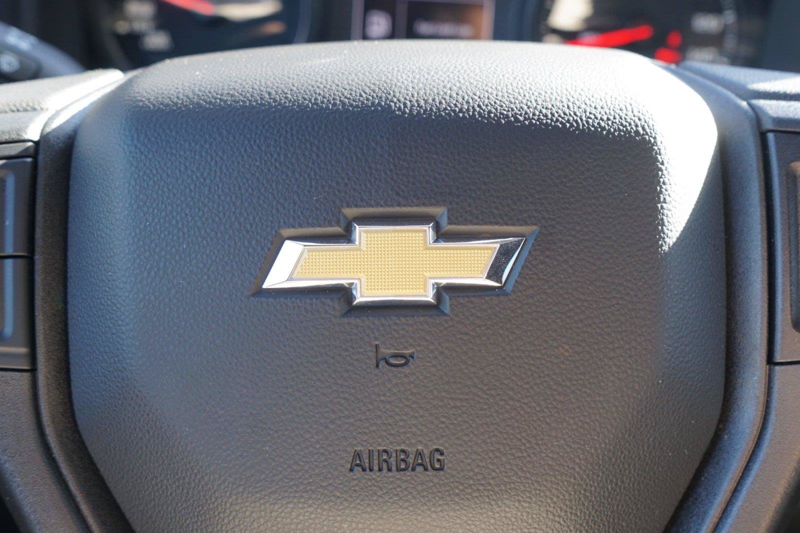 Used 2026 Chevrolet Silverado 1500 Custom RWD image 11