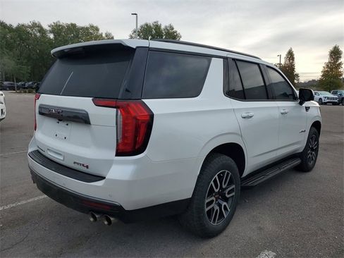 Used 2024 GMC Yukon AT4 w/ Technology Package image 4