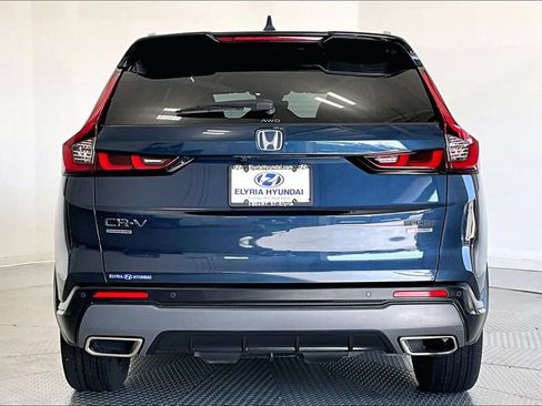 Used 2023 Honda CR-V Sport Touring image 4