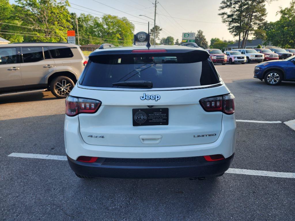 Used 2018 Jeep Compass Limited AWD/4WD image 4