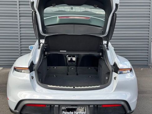 New 2024 Porsche Taycan GTS image 40