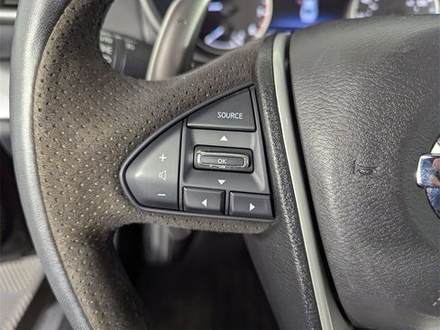 Used 2016 Nissan Maxima SR image 22