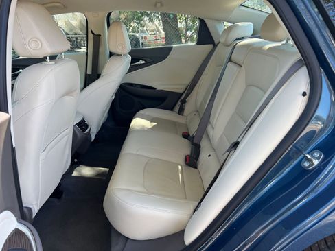 Used 2024 Chevrolet Malibu LT image 33