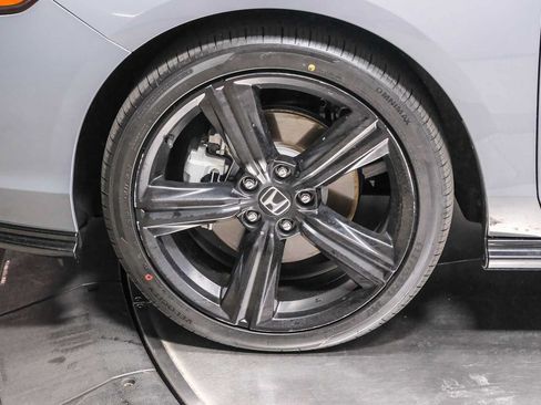 Used 2023 Honda Accord Sport image 10