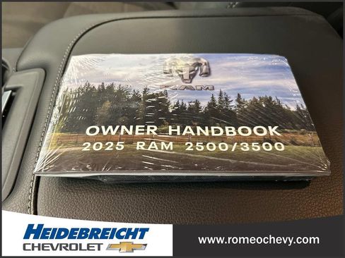 Used 2025 RAM 3500 Big Horn AWD/4WD image 29