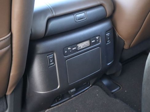 Used 2022 Nissan Armada Platinum w/ Captain's Chairs Package AWD/4WD image 16