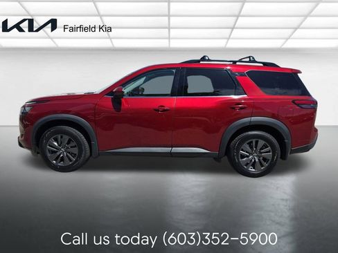 Used 2022 Nissan Pathfinder SV w/ SV Premium Package AWD/4WD image 2