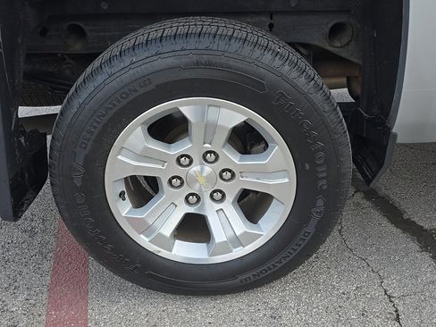 Used 2018 Chevrolet Silverado 1500 LT w/ All Star Edition image 7