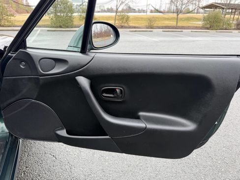 Used 1999 MAZDA MX-5 Miata 10th Anniversary Edition image 20