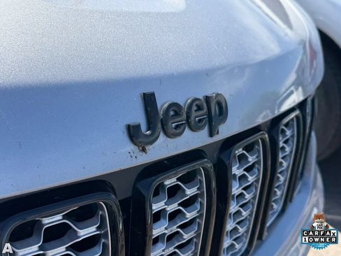 Used 2021 Jeep Grand Cherokee Laredo X AWD/4WD image 6