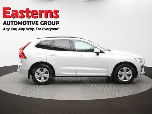 Used 2022 Volvo XC60 B5 Momentum AWD/4WD image 47