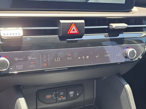 New 2026 Kia Sportage SX FWD image 25