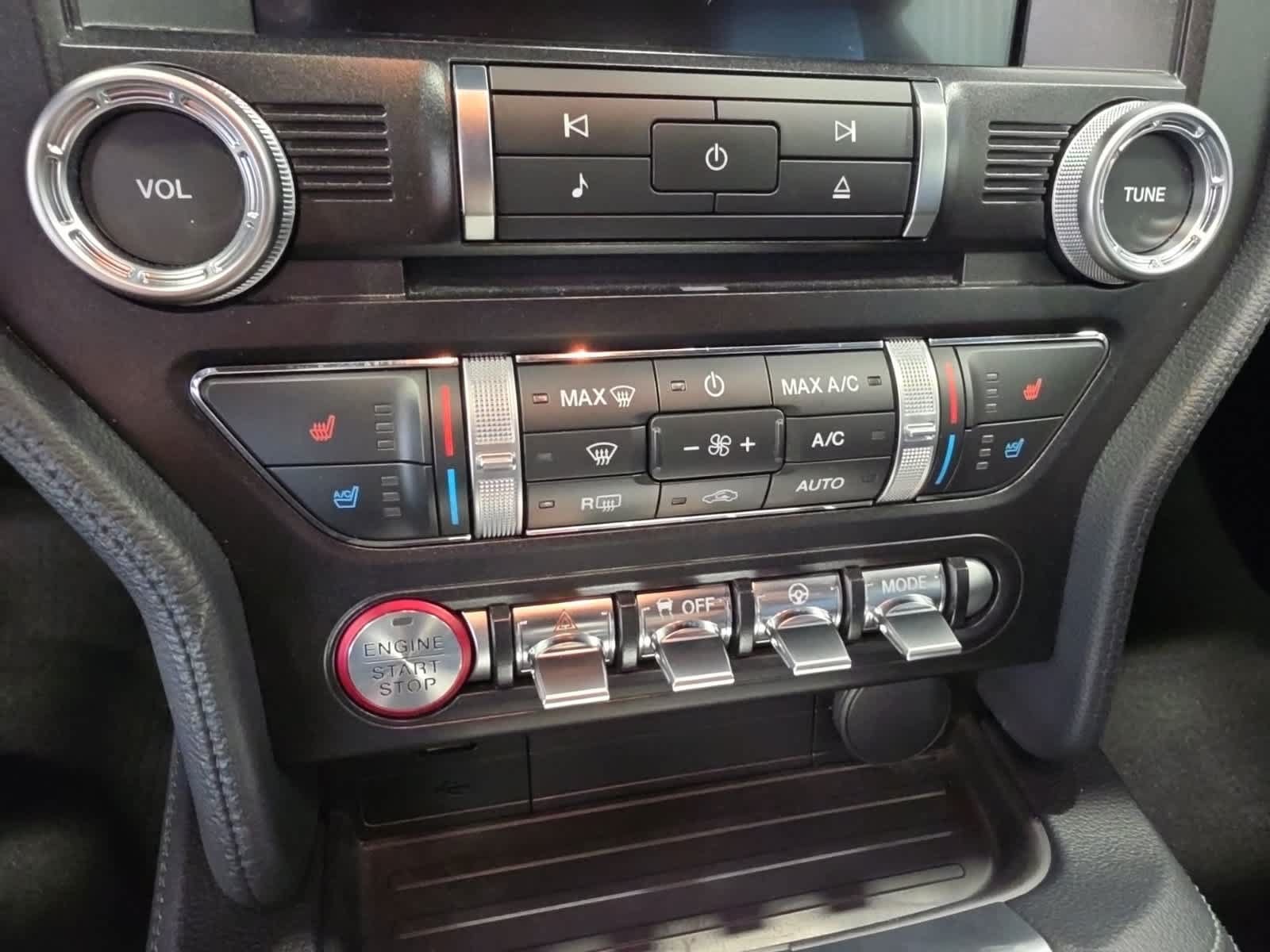 Used 2020 Ford Mustang Bullitt RWD image 28