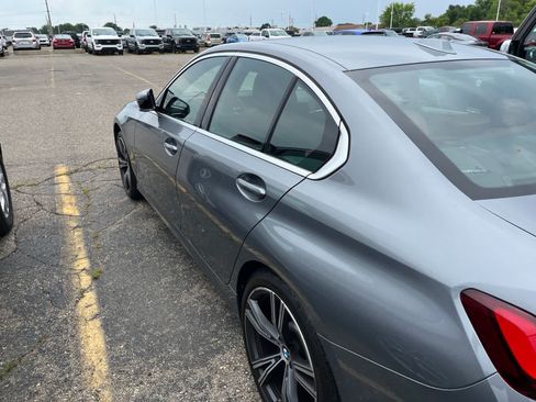 Used 2024 BMW 330i xDrive Sedan w/ Premium Package AWD/4WD image 11
