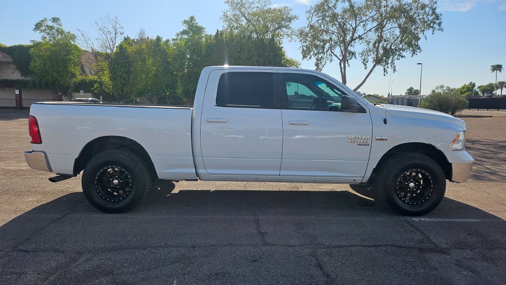 Used 2019 RAM 1500 Classic SLT RWD image 12