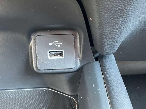 Used 2023 Honda HR-V LX image 29