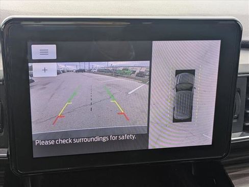 Used 2023 Ford Explorer Limited image 14