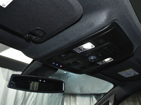 Used 2022 Chevrolet Tahoe LT w/ Luxury Package image 35