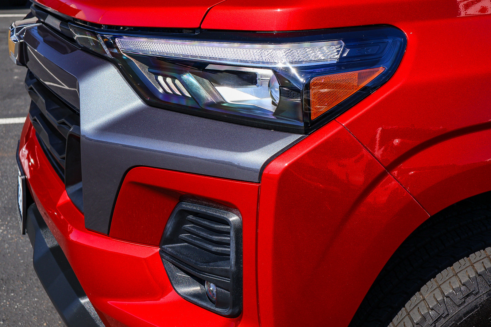 Used 2024 Chevrolet Colorado LT w/ LT Convenience Package III AWD/4WD image 24