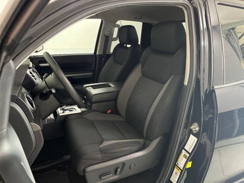 Used 2017 Toyota Tundra SR5 AWD/4WD image 18