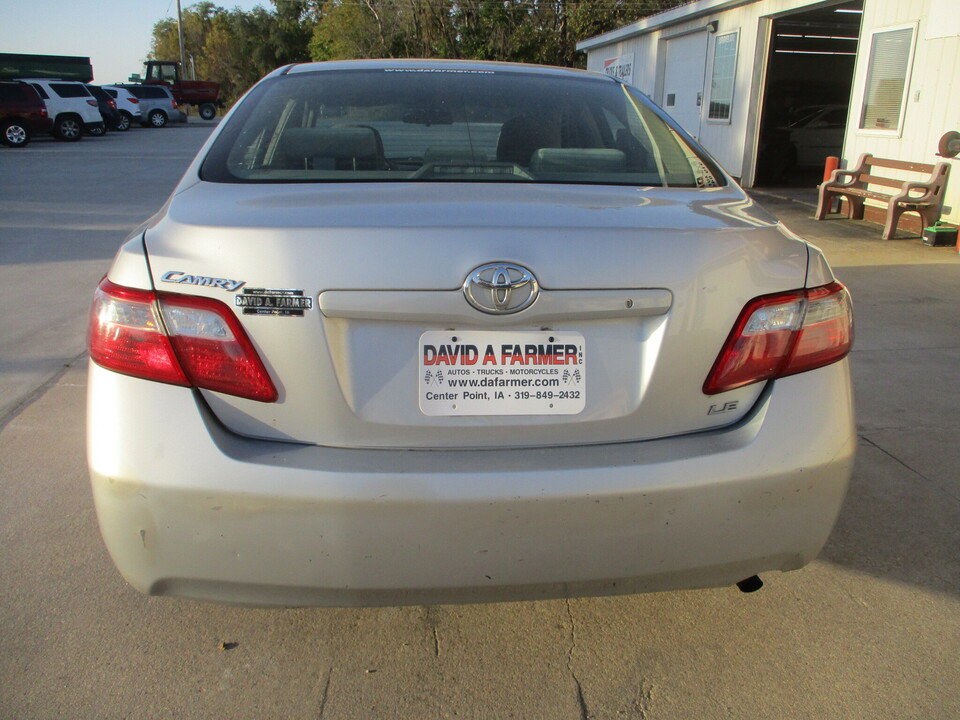 Used 2007 Toyota Camry LE FWD image 14