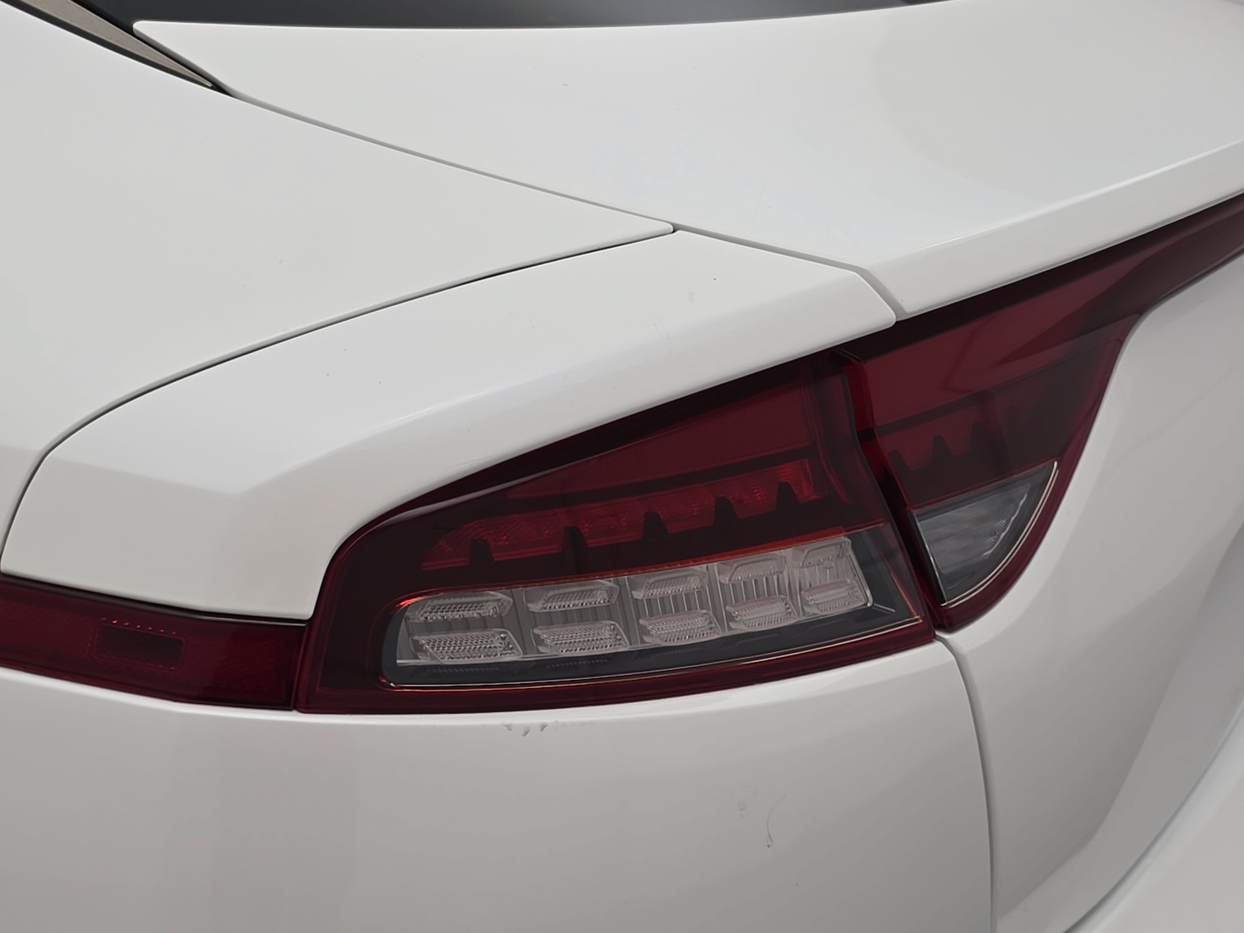 Used 2023 Kia Stinger GT-Line w/ Sun & Sound Package RWD image 34