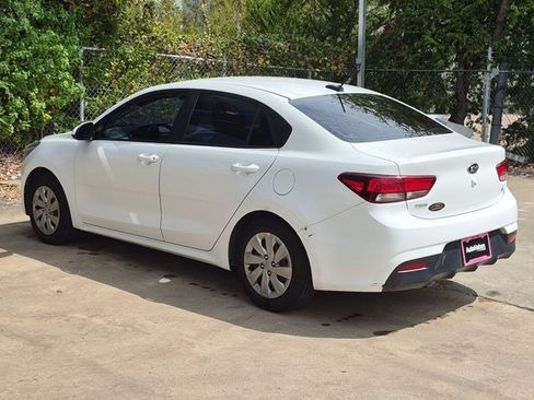 Used 2019 Kia Rio S FWD image 7