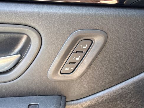 Used 2025 Honda Pilot Touring image 30