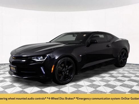 Used 2018 Chevrolet Camaro LT w/ RS Package image 11