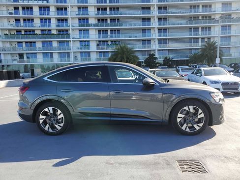 Certified 2023 Audi e-tron Premium Plus w/ Premium Plus Package image 7