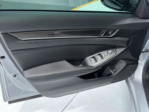 Used 2019 Honda Accord Sport image 16