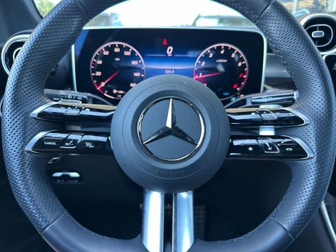 Certified 2025 Mercedes-Benz GLC 300 4MATIC image 25