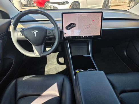 Used 2020 Tesla Model 3 Standard Range Plus RWD image 17