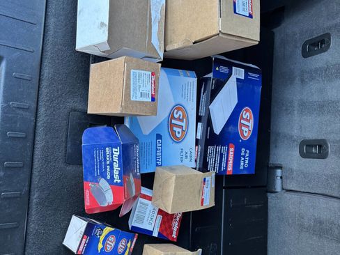 Used 2017 Chevrolet Equinox LT w/ Convenience Package image 10