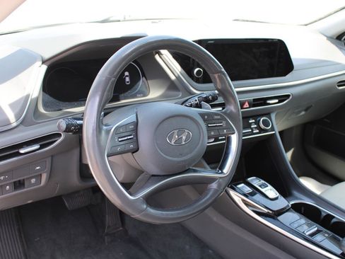 Used 2020 Hyundai Sonata Limited image 8