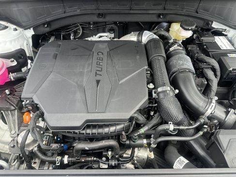 Certified 2025 Kia Sorento SX AWD/4WD image 17