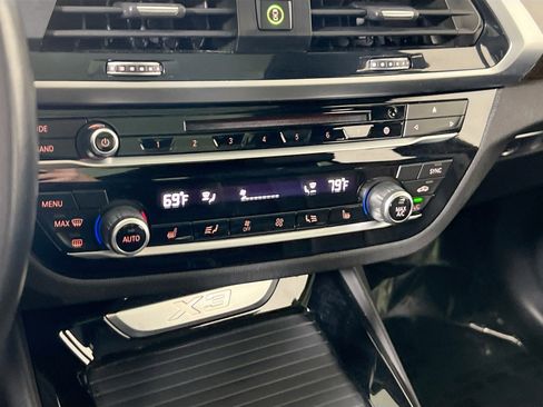 Used 2019 BMW X3 xDrive30i w/ Driving Assistance Package image 16