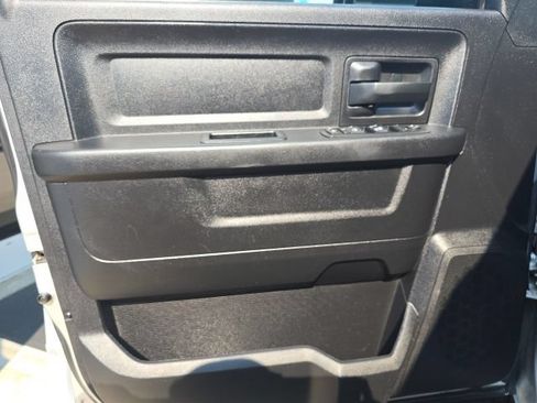 Used 2016 RAM 2500 Tradesman w/ Chrome Appearance Group AWD/4WD image 14