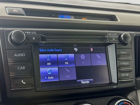 Used 2015 Toyota RAV4 LE image 16